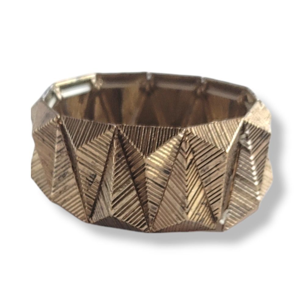 Geometric Triangle Gold Tone 3D Stretch Bracelet 6"